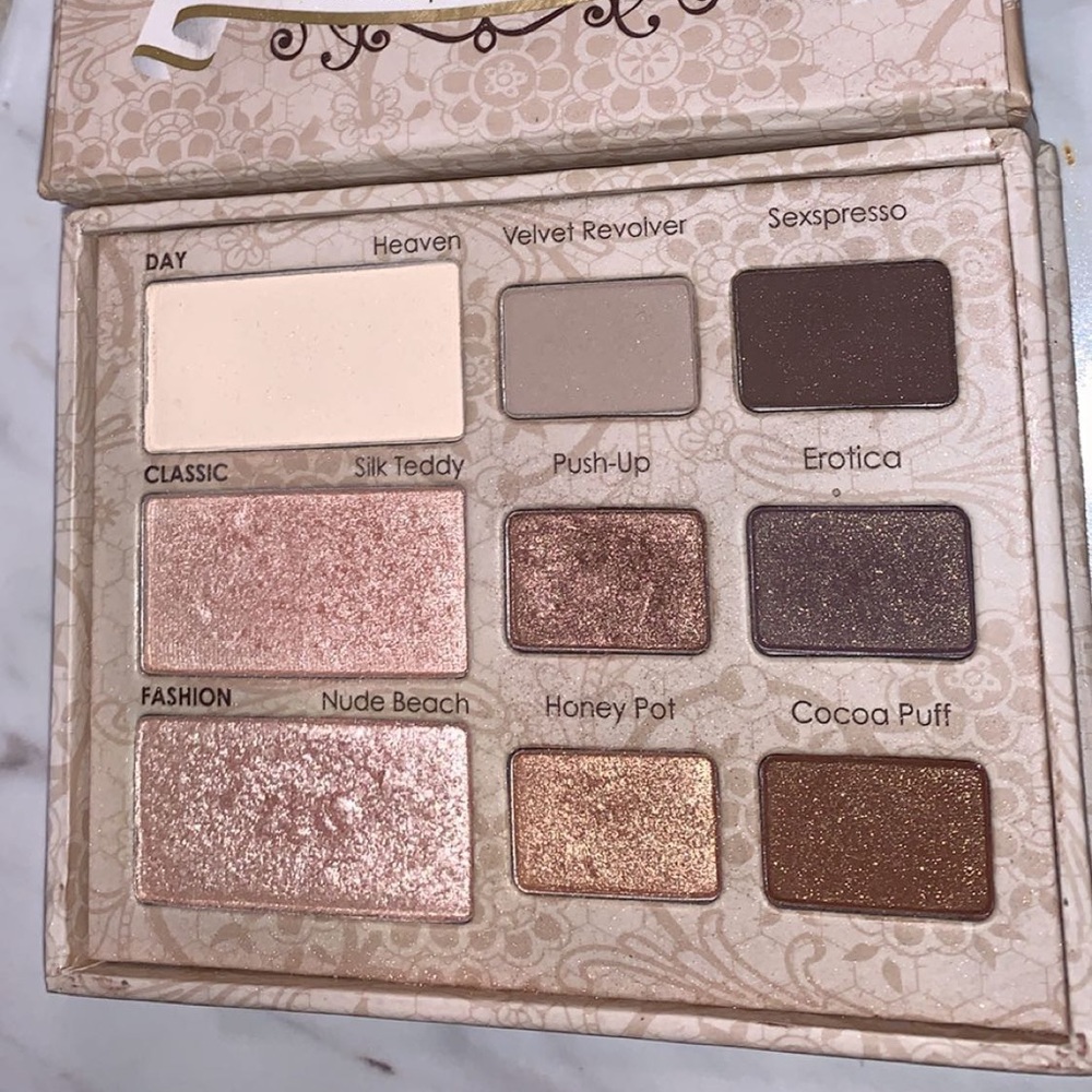 Too Faced Neutral Eye Shadow Pallet